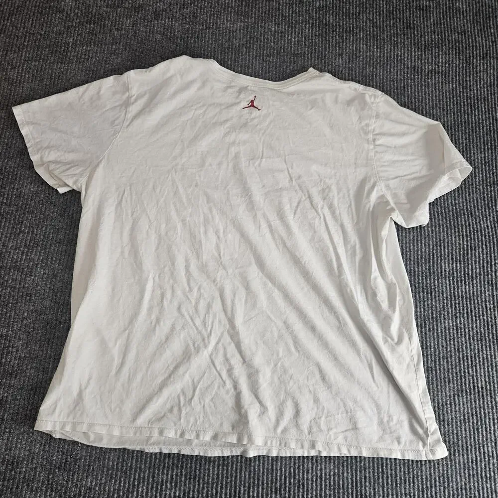 Jordan Shirt‎ Mens 2XL White Air 23 Basketball Trophy Graphic Tee Michael NBA